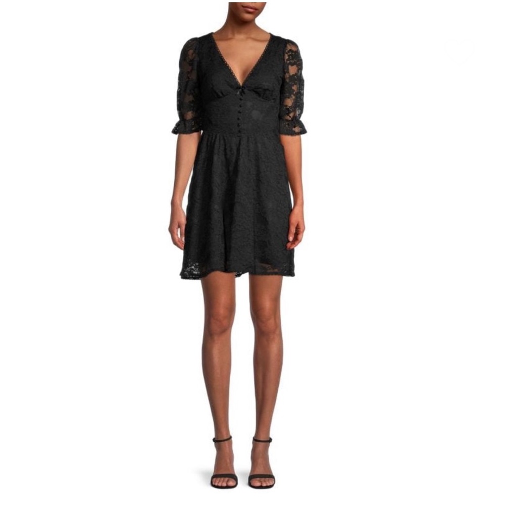 Betsey Johnson Floral Bouquet Mesh Lace Dress in Black Size 0